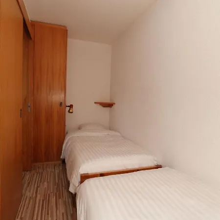 Eaux-vives Apt-112 Apartmán *